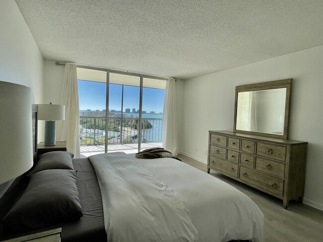 Photo - 100 Oakmont Ln Unit 801