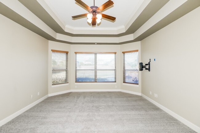 Building Photo - 3909 Pebble Brook Dr