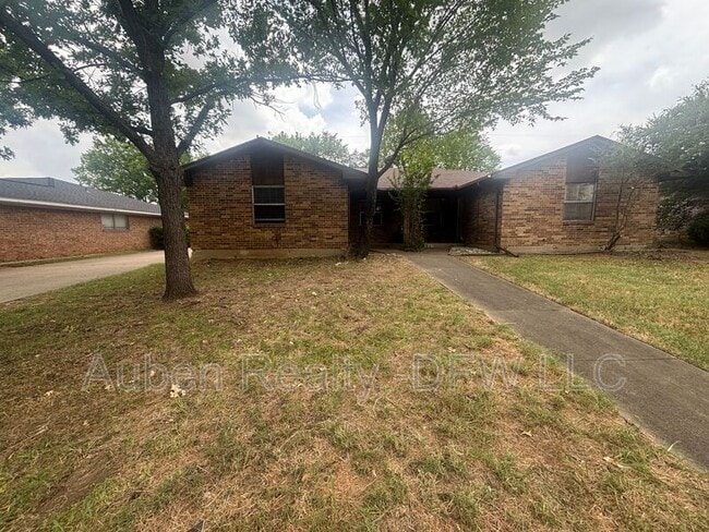 Building Photo - 1510 Blackwell Dr Rental
