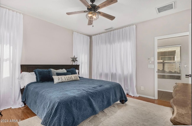 Photo - 697 W Oak Tree Ln