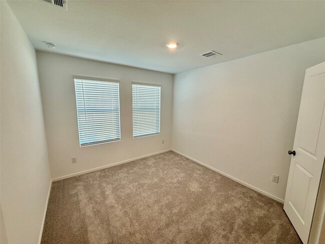 Photo - 31506 Pianella Ln