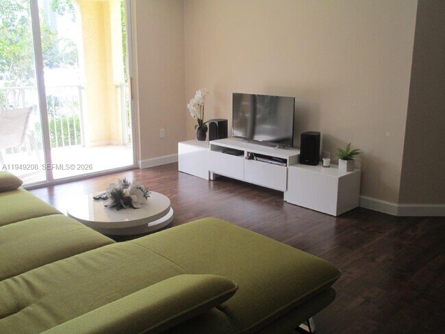 19901 E Country Club Dr Unit 2202