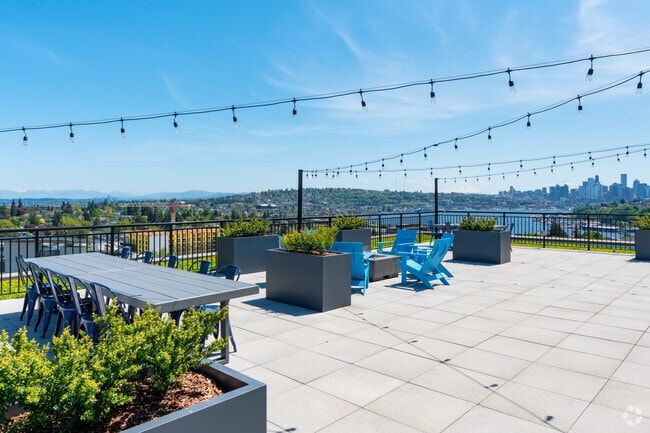 Rooftop Deck