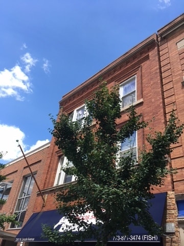 Photo - 3341 N Lincoln Ave Apartment Unit 2