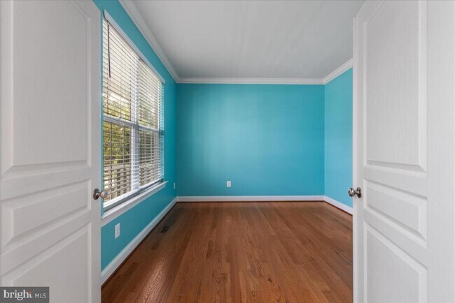 Photo - 23650 Coventry Dr