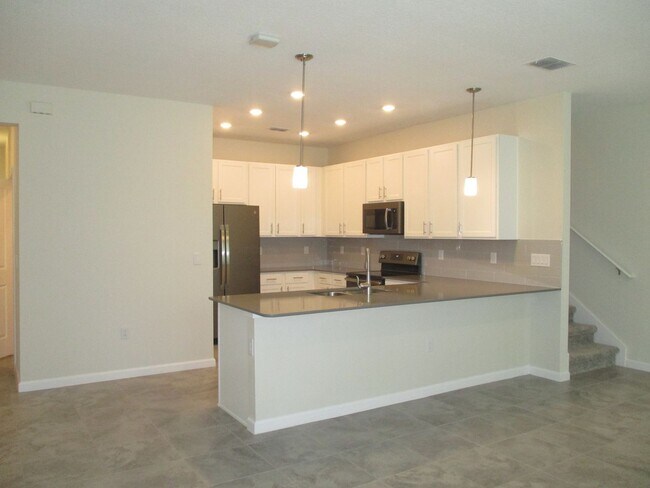 Photo - 3BD/2.5BA Townhome in Econ Trails Near Val...