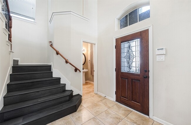 Photo - 204 Echo Brook Ln