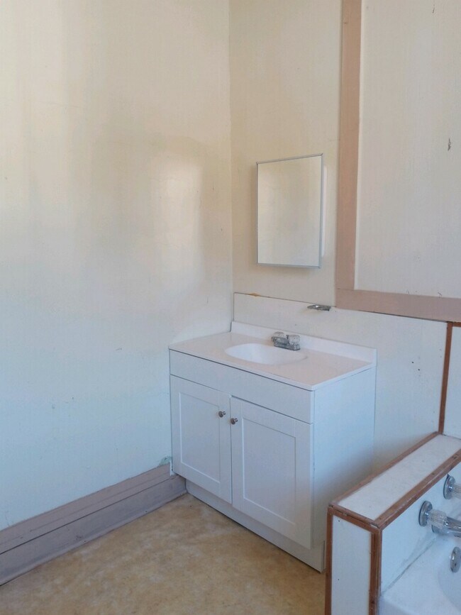 29 Harvey St Townhome For Rent in Rome, GA