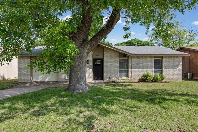 Building Photo - 9911 Dorset Dr