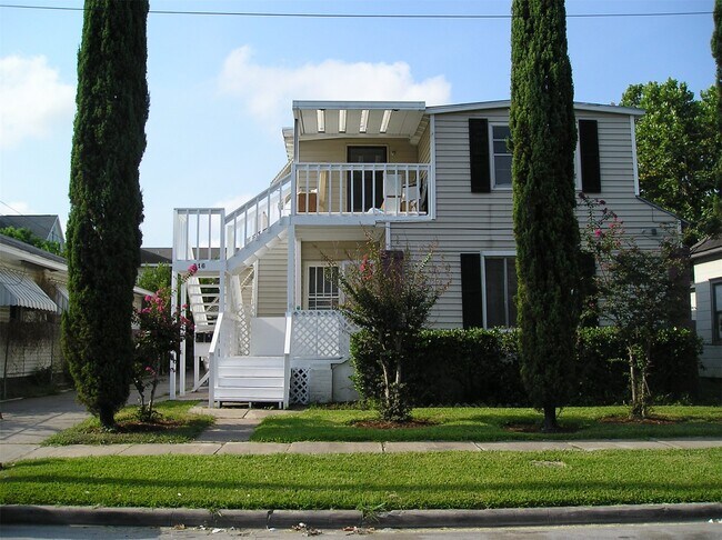 Building Photo - 216 Redan St Unit 2