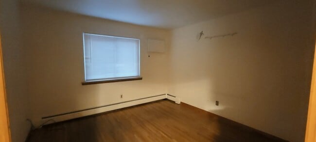 Photo - 219 Roosevelt St