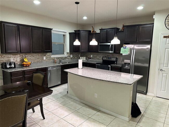 Photo - 5007 Wabash Pl