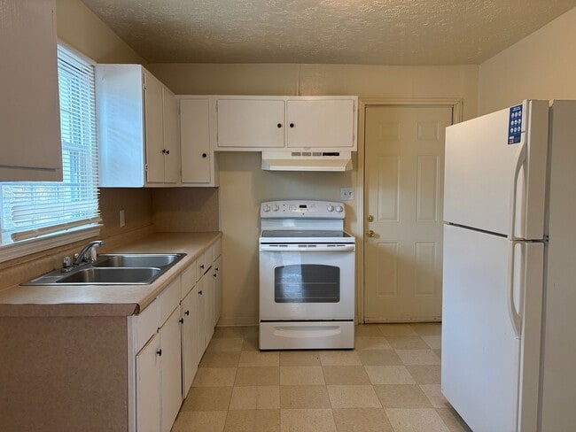 Photo - COMING SOON - 3 Bedroom, 1 Bathroom House in High Point!