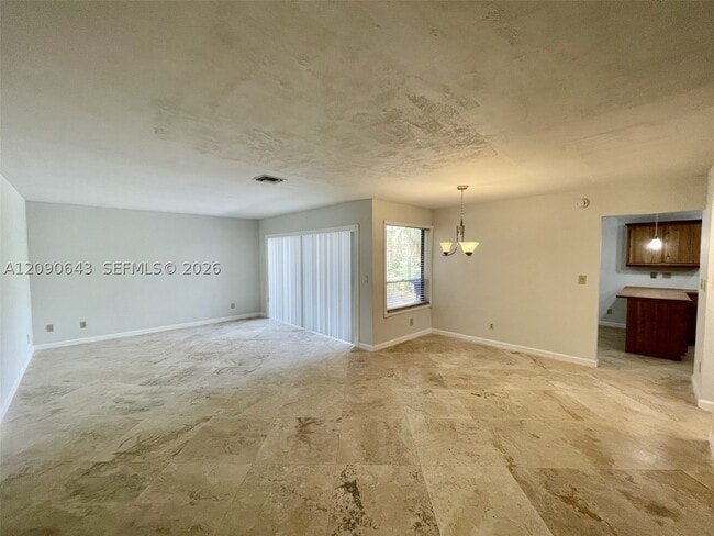 2160 Bayberry Dr