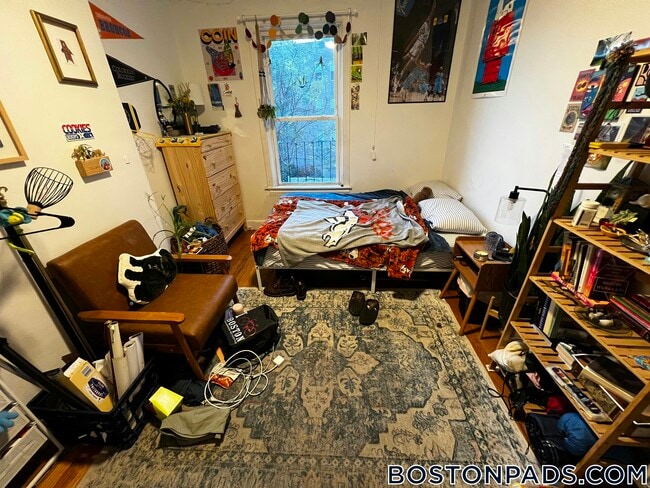 Photo - 684 Parker St Unit 2