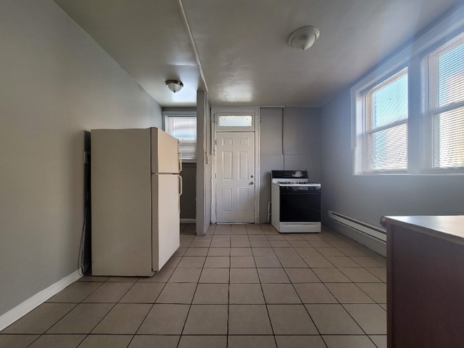 Photo - 8346 S Maryland Ave