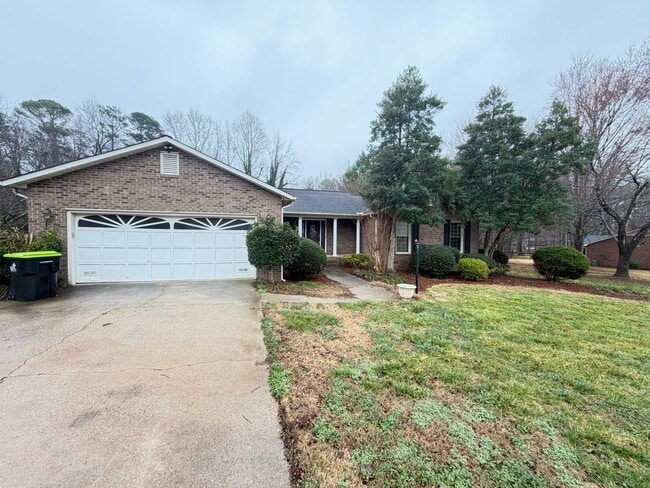 Photo - Inviting 3-Bedroom Brick Ranch Oasis in China Grove