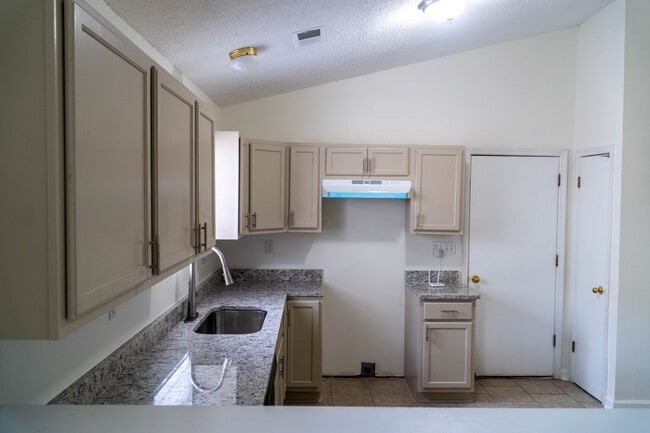 Photo - 4721 Waterfront Oak Dr