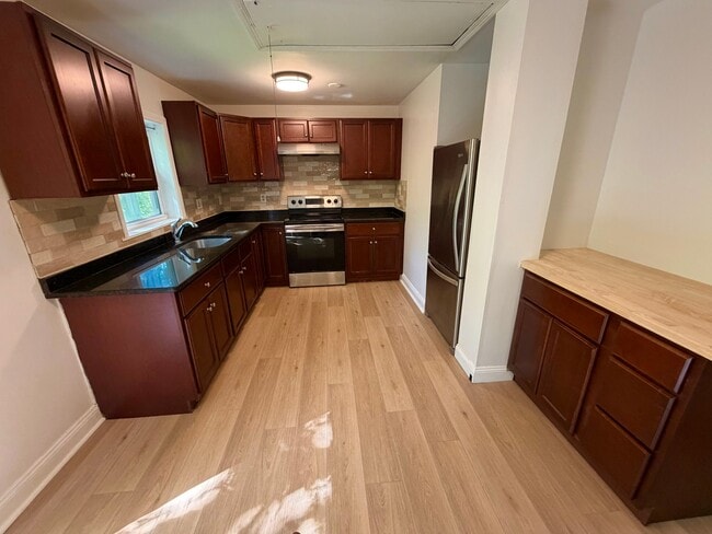 Photo - 117 Arlington St Unit 2