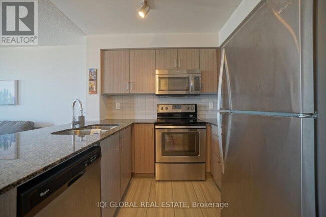Photo - 80 Esther Lorrie Dr Unit 1022