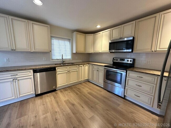 340 Walton Blvd