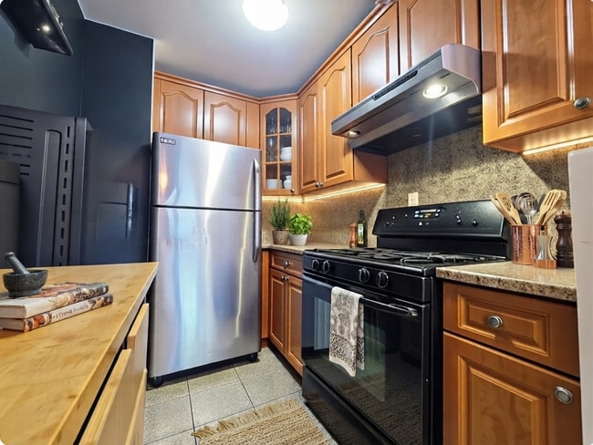 Photo - 245 Tompkins Ave Unit 2A