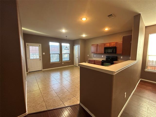 Photo - 5837 Fantail Dr