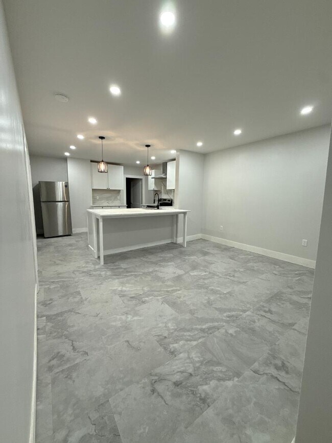 Photo - 34 Francis St