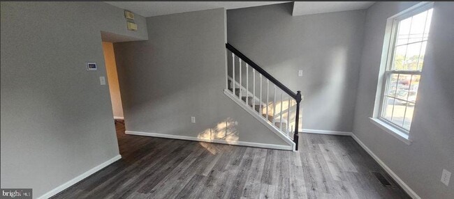 Building Photo - 238 E Gay St Rental