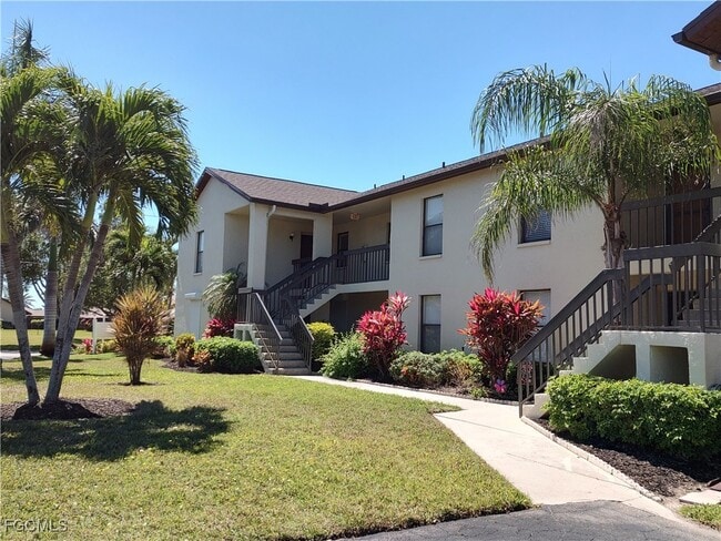 Building Photo - 9265 Lake Park Dr Unit 201 Rental