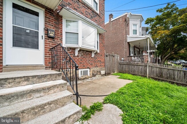 Photo - 636 Arthur St