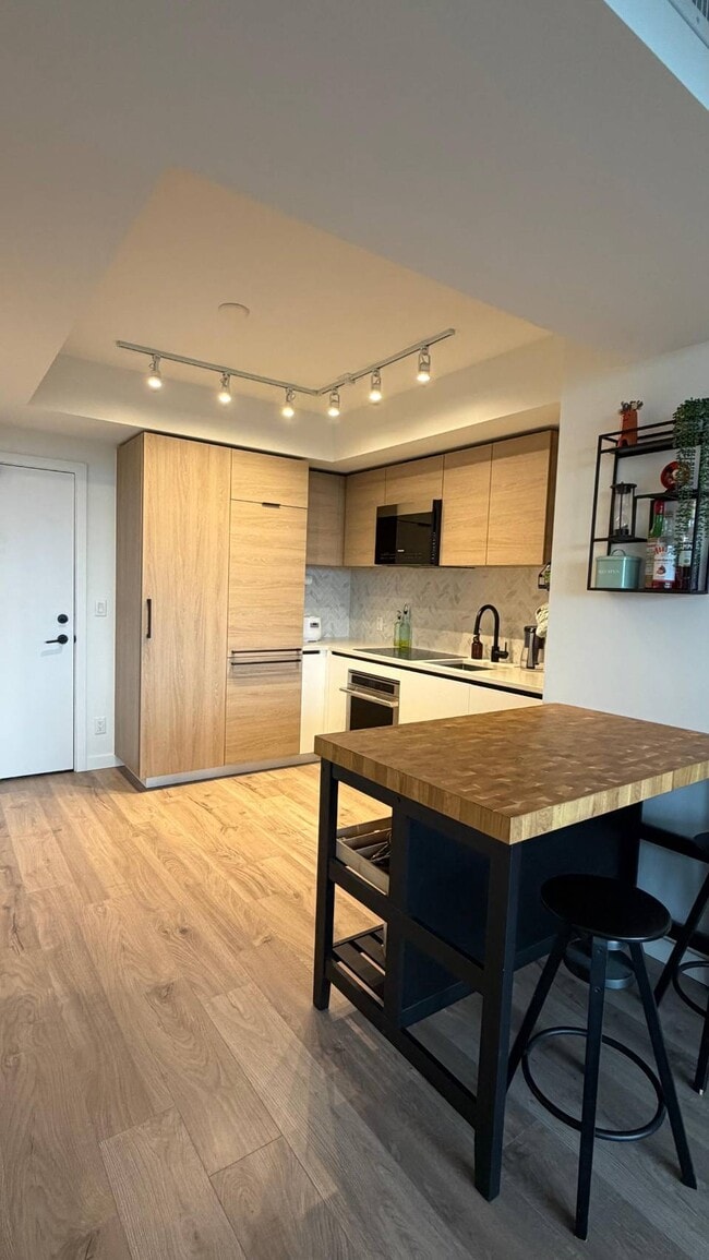 Photo - 10448 University Dr Unité 1111