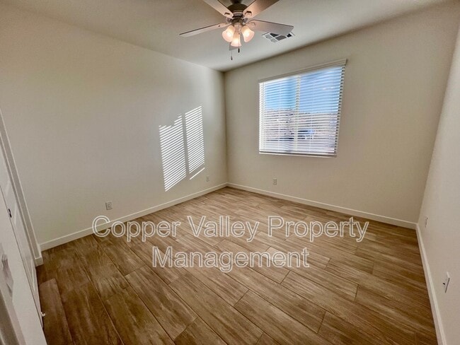 Photo - 20273 W Wolf St