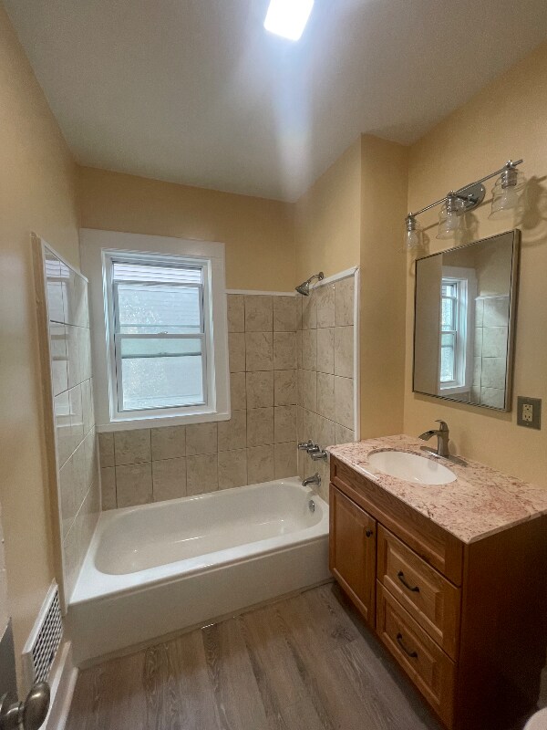 Photo - 117 Enfield St