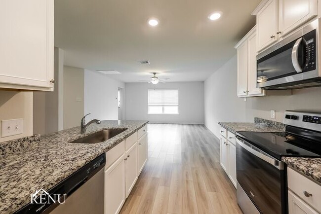 Photo - 25353 Cypress Bend Dr