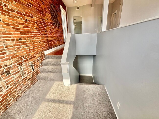 Photo - NuLu - Butchertown! Spacious 1BR in Historic District Unidad 2