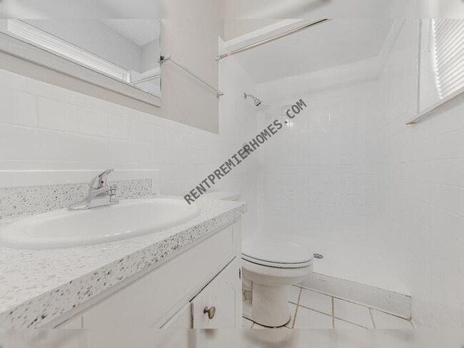 Photo - 200 Timberline Dr