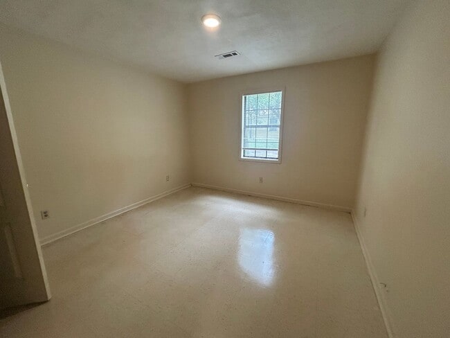 Photo - 20 Tina Dr Unit 20