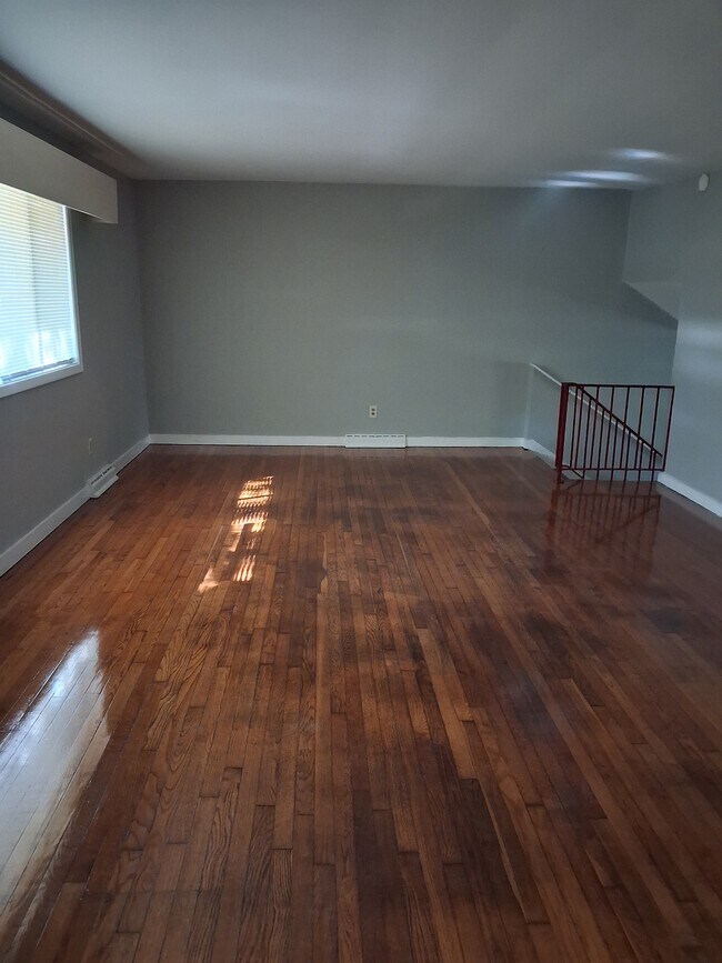 Photo - 156 Chippewa Cir