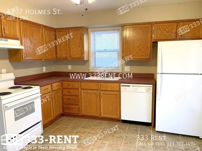 Photo - 4237 Holmes St