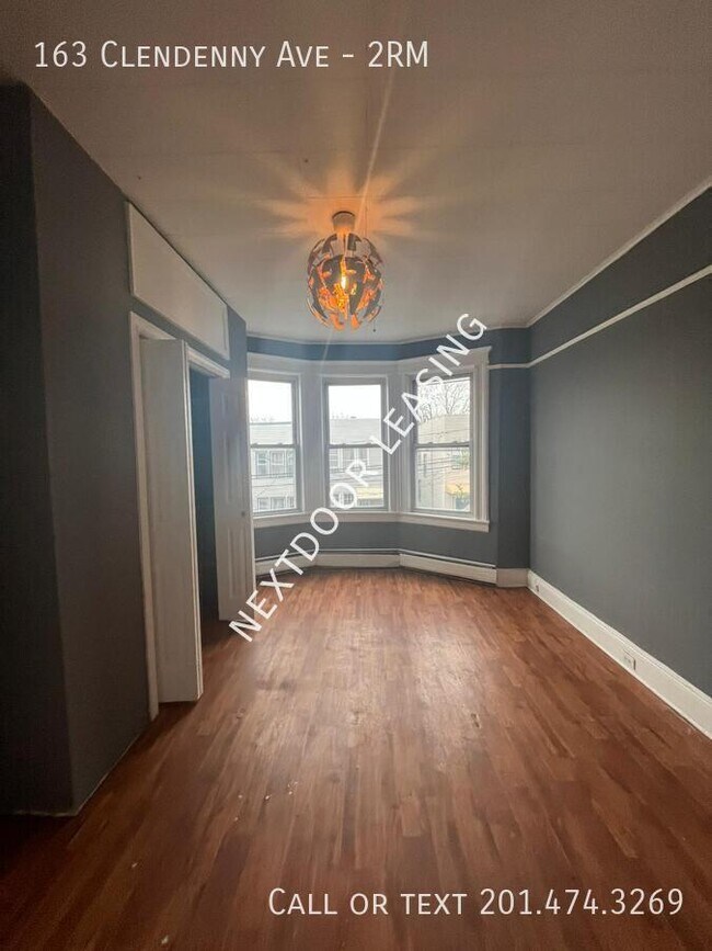 Photo - 163 Clendenny Ave Unit 2RM