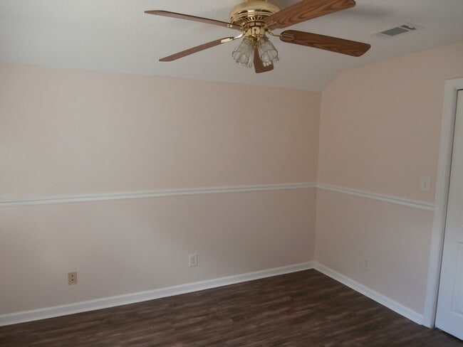 Photo - 1115 Hickory Ave