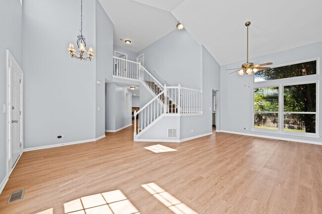 Photo - 931 Taralon Trail