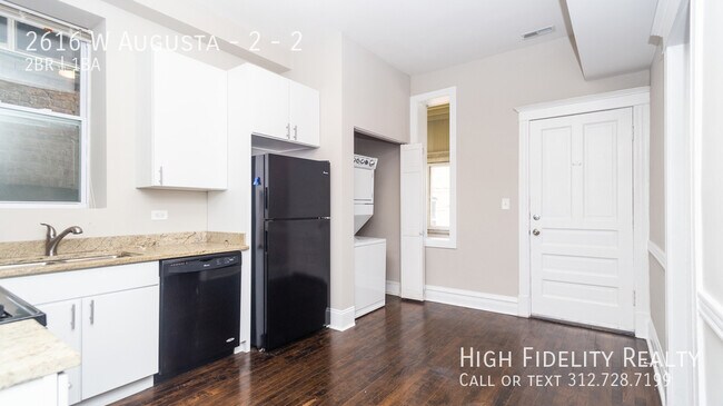 Photo - 2616 W Augusta Blvd Unit 2