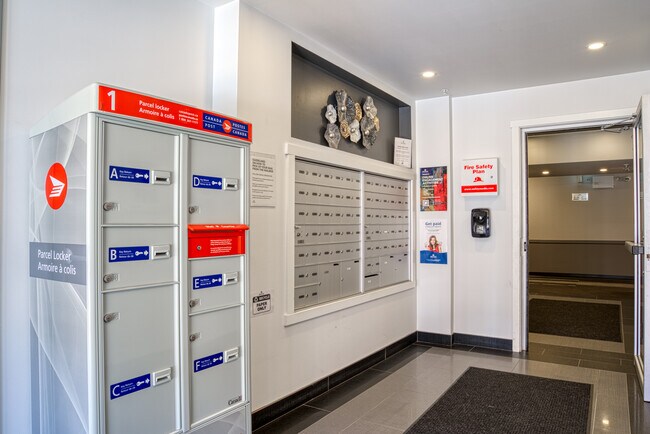 Photo - Waterford Village Apartments