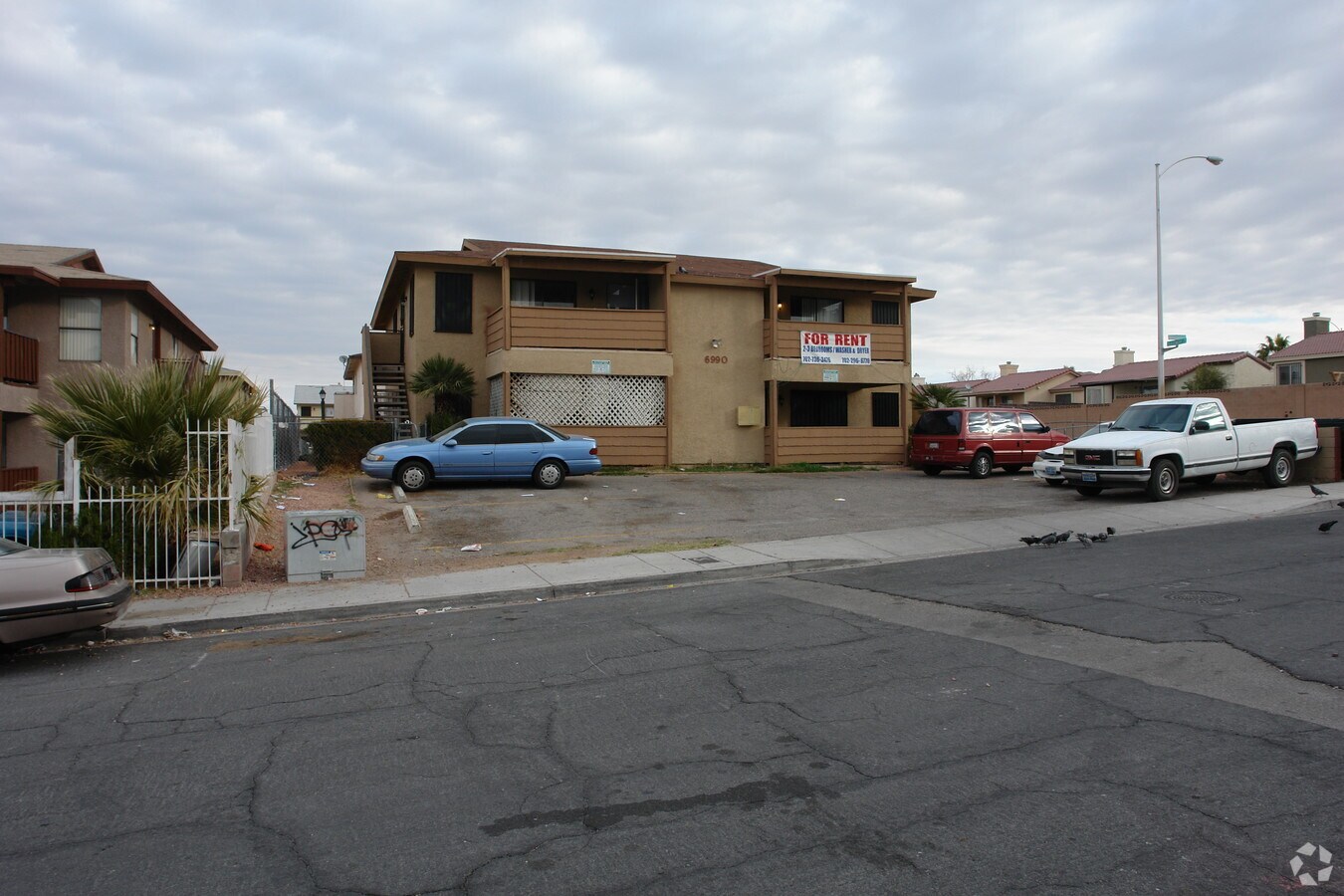 Sierra Sunrise - Sierra Sunrise Apartments