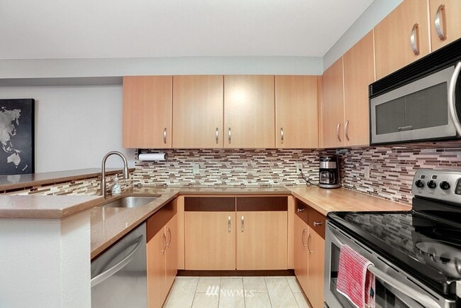 Photo - 4020 Aurora Ave N Unit 303