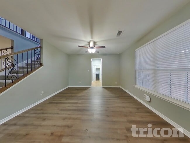 Photo - 2309 Green Creek Dr