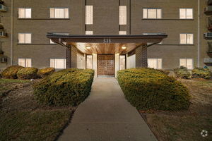 Building Photo - 535 S Cleveland Ave Unit 404 Rental
