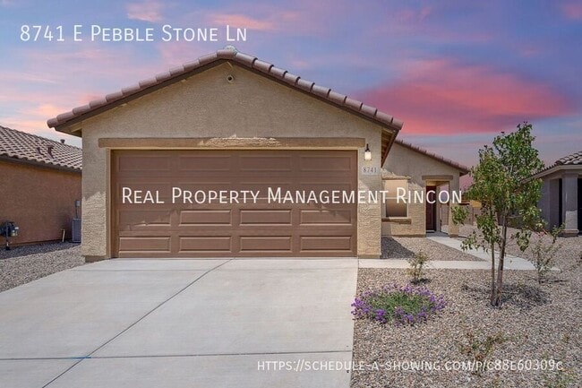 Building Photo - 8741 E Pebble Stone Ln